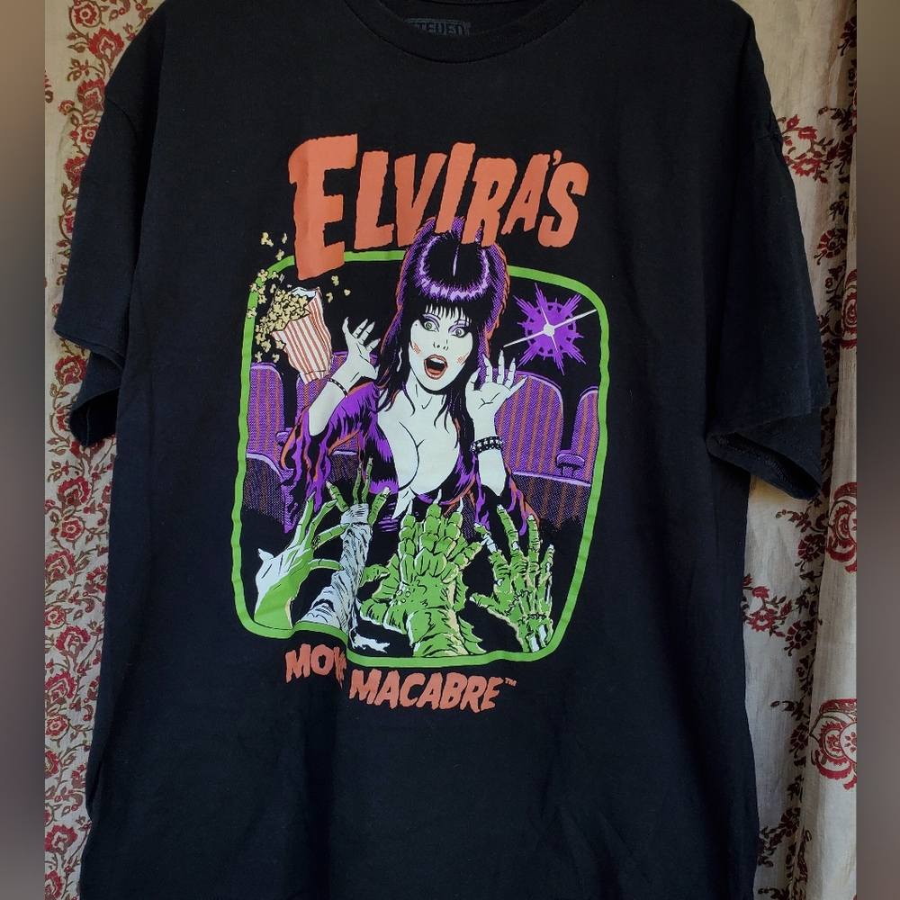 Steven Rhodes Elvira's Movie Macabre Graphic T-Shirt Size XL